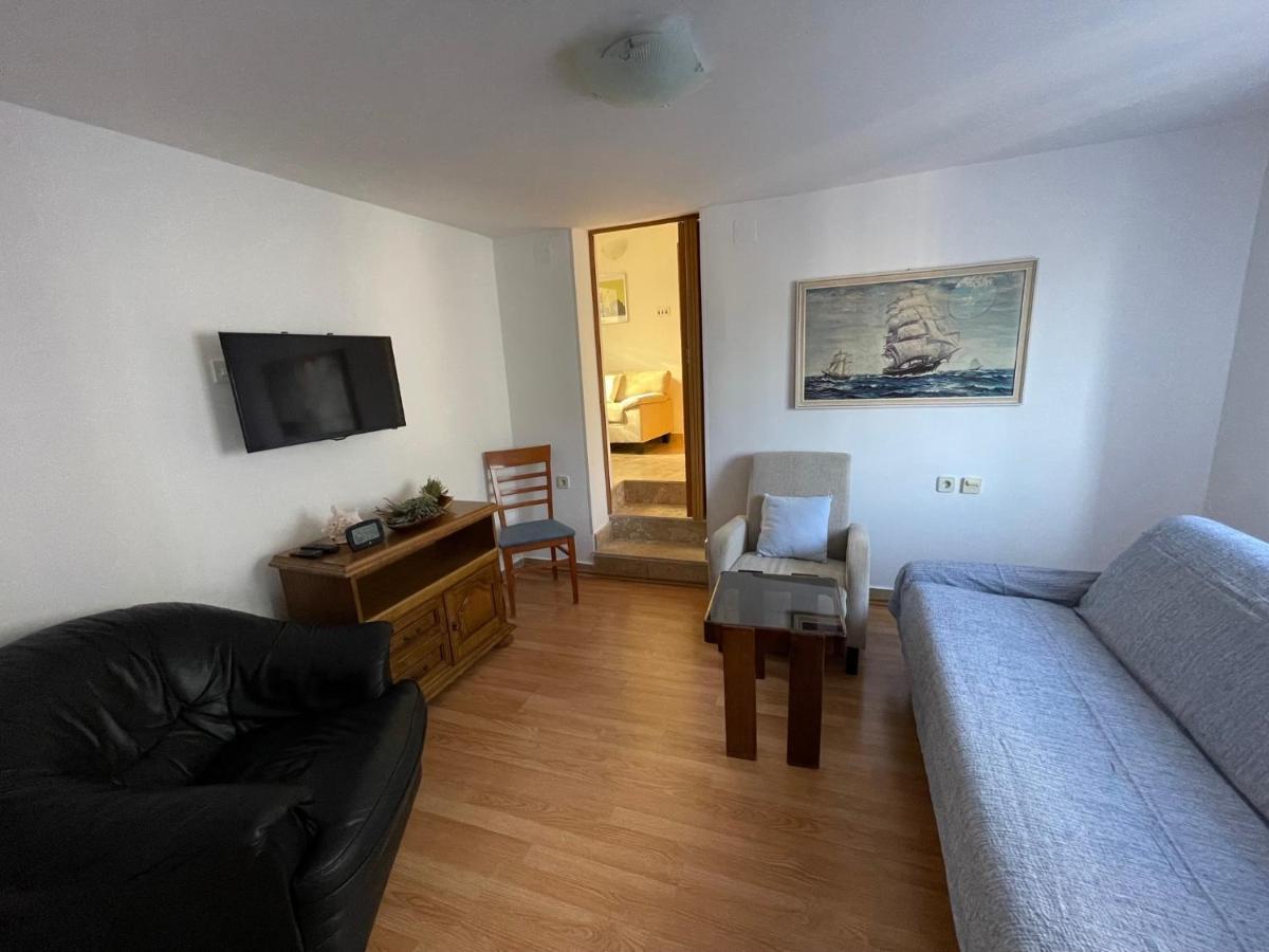 Holiday Home Noeli & Diego Karlobag Exterior foto